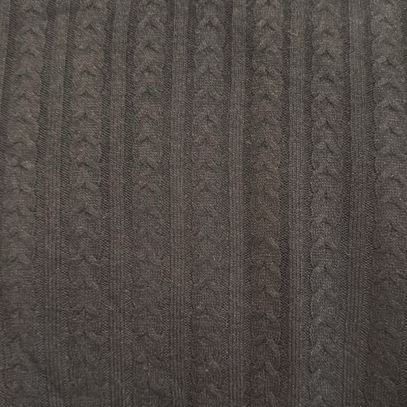 RAQUEL Black RIBBED KNIT PULLOVER - Picture 4 of 7